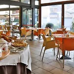 Western Cristallo 3*